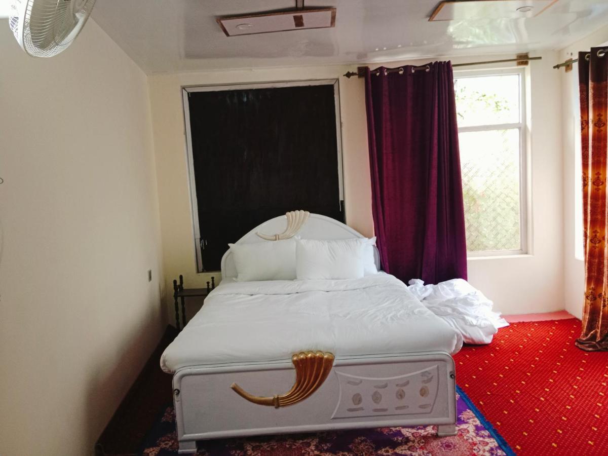 Golden Ibex Resort Skardu Exteriör bild