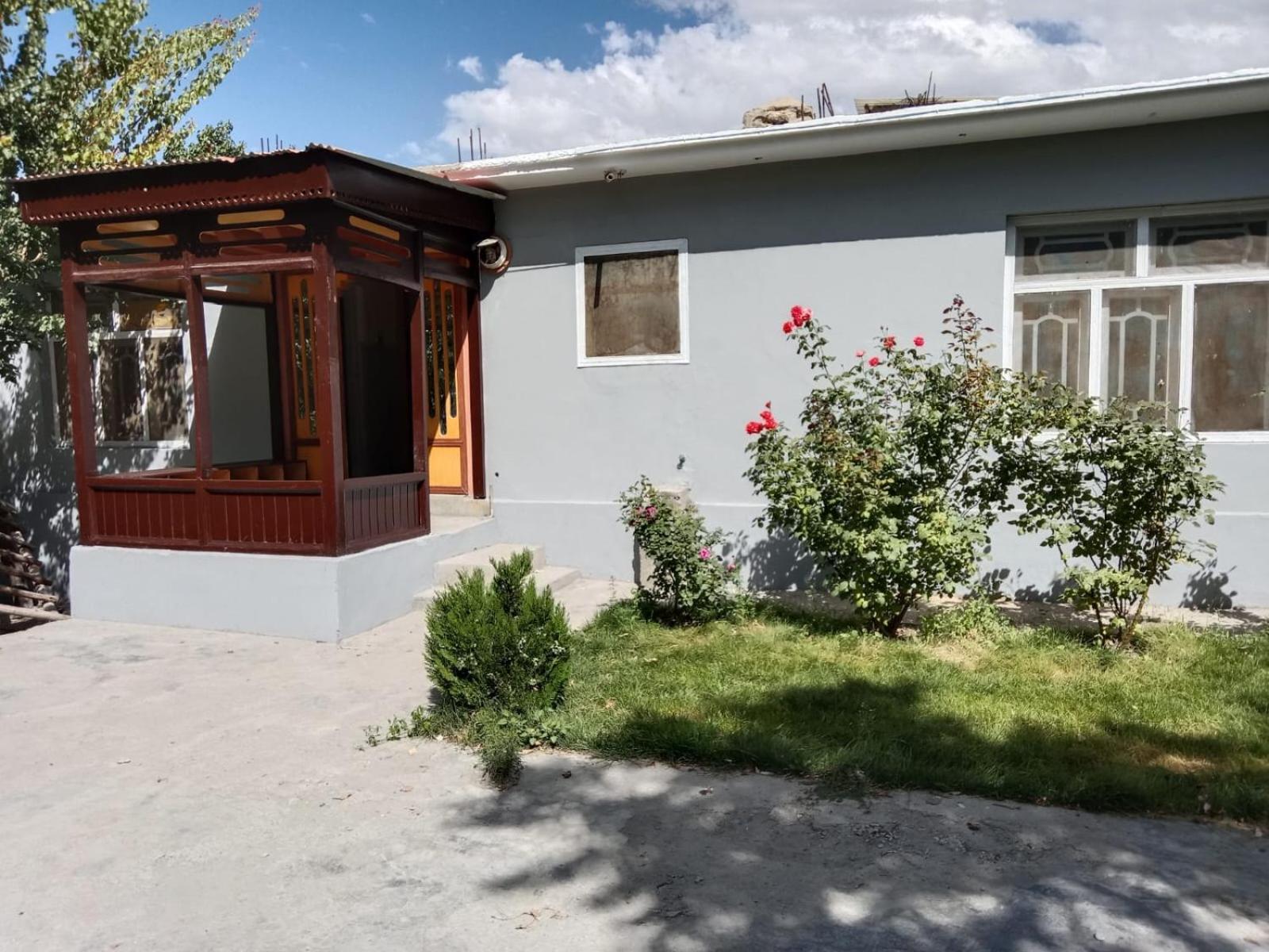 Golden Ibex Resort Skardu Exteriör bild